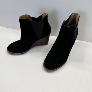 Lucky Brand black suede wedge booties waffle ankle boots size 7.5 Excellent Cond